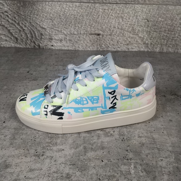 DKNY Logo Sneakers - Picture 9 of 13